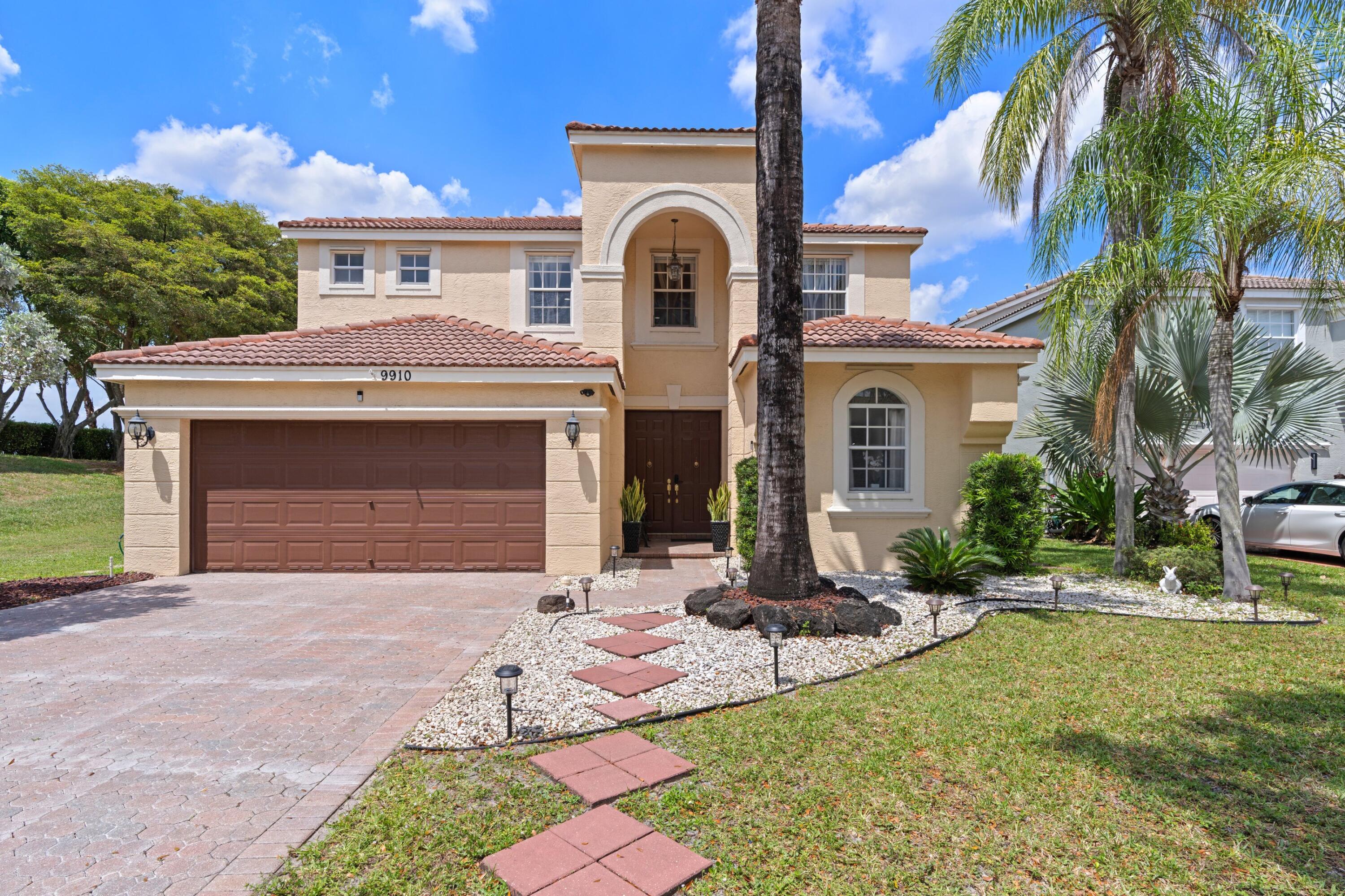 Property for Sale at 9910 Shepard Place, Wellington, Palm Beach County, Florida - Bedrooms: 5 
Bathrooms: 3.5  - $859,999