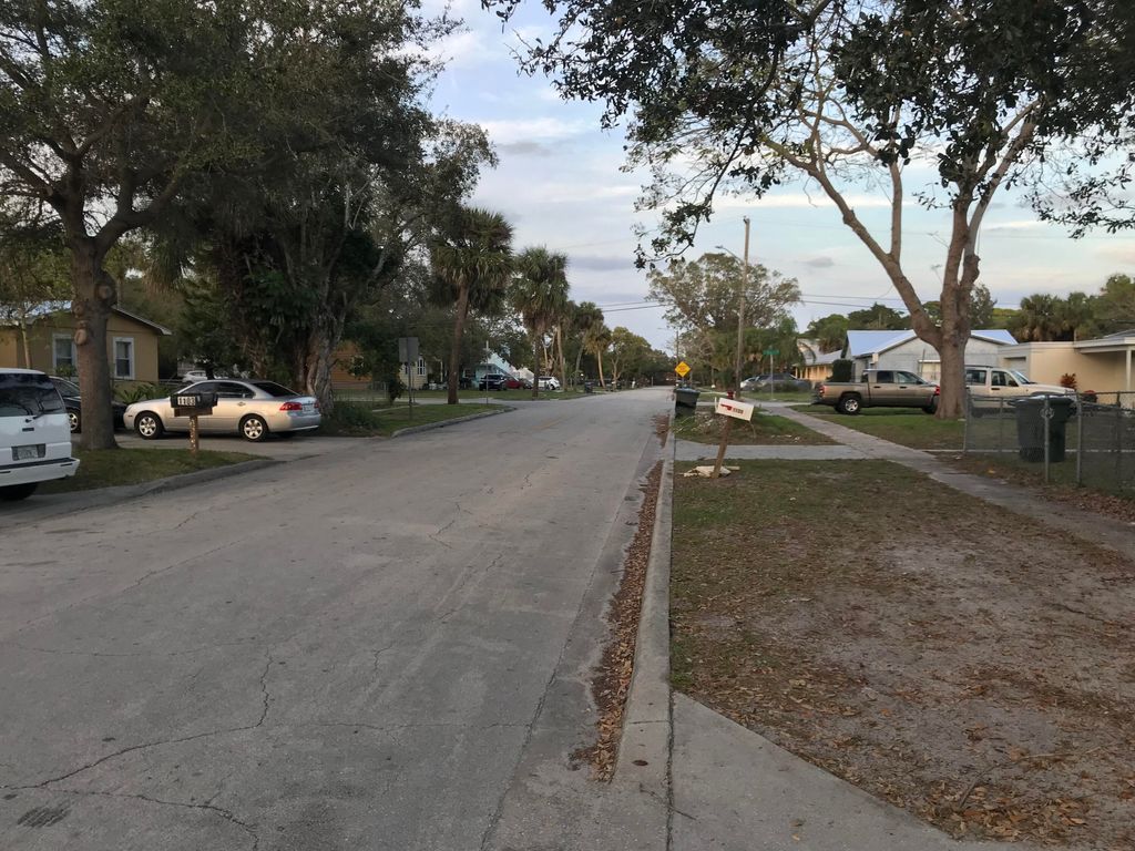 Photo of 1108 Mayflower Road, Fort Pierce, FL 34950 (MLS # RX-10856620)