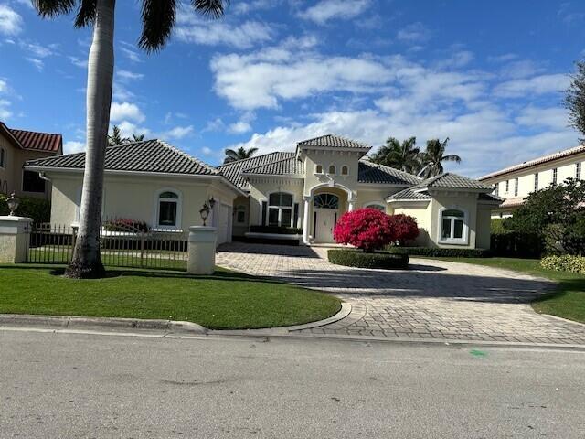 Property for Sale at 257 Royal Palm Way, Boca Raton, Palm Beach County, Florida - Bedrooms: 5 
Bathrooms: 6.5  - $7,200,000