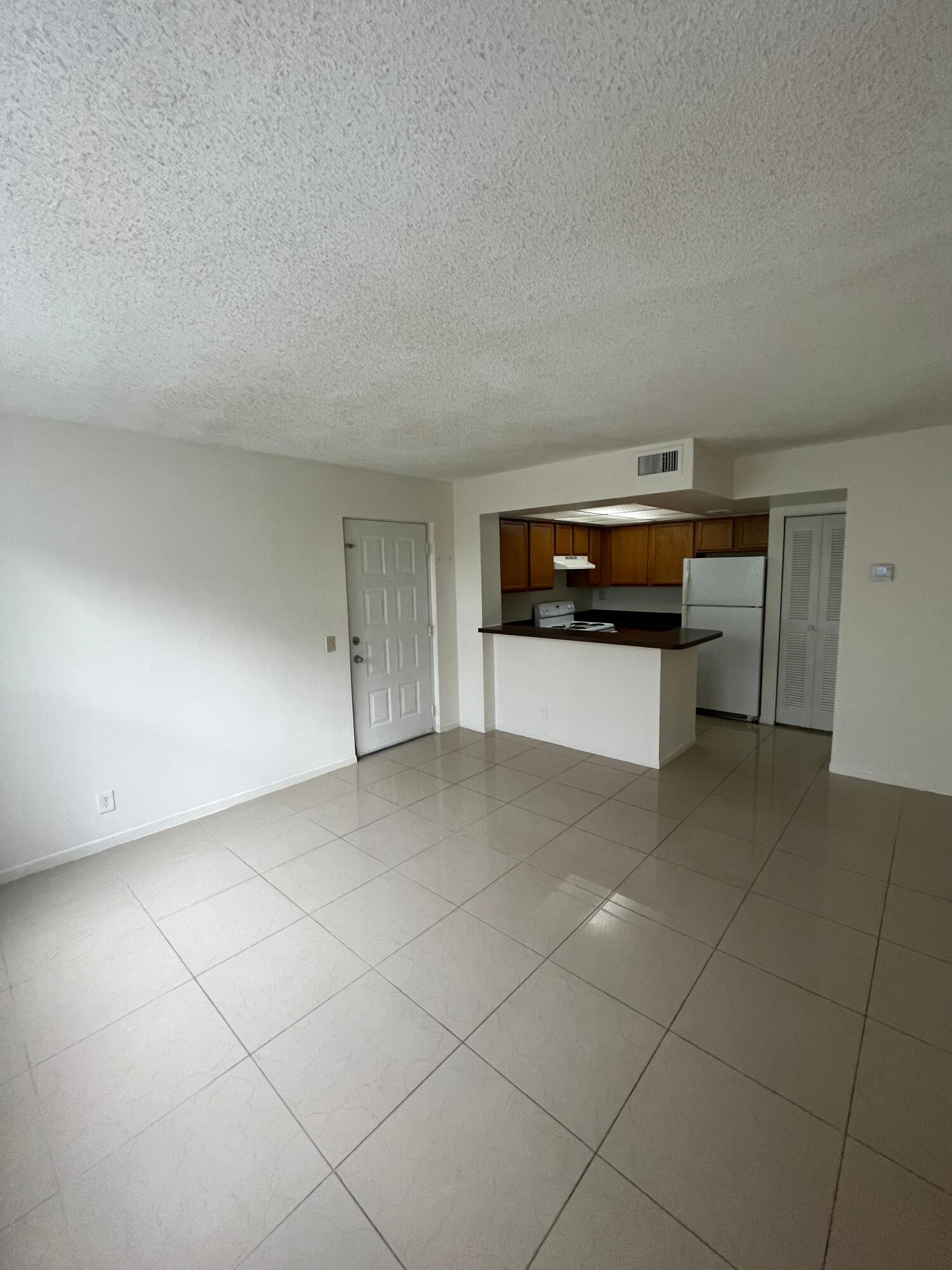 Property for Sale at 700 Executive Center Drive 211, West Palm Beach, Palm Beach County, Florida - Bedrooms: 1 
Bathrooms: 1  - $159,000