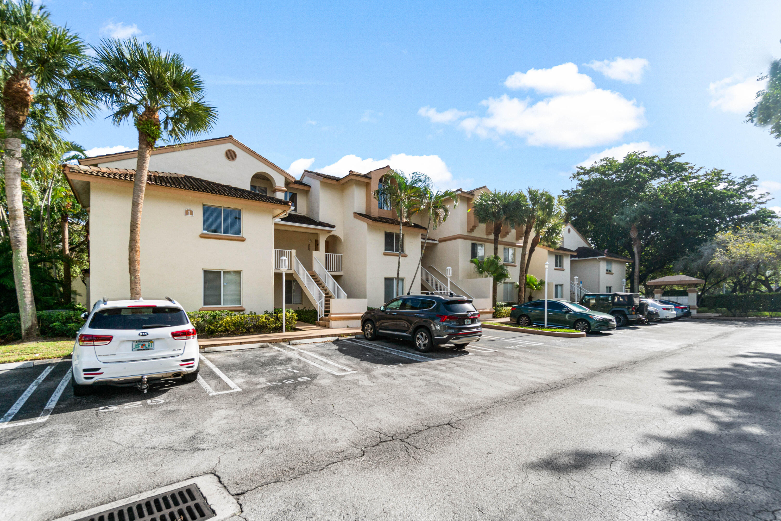 1304 Glenmoor Drive 1304, West Palm Beach, Palm Beach County, Florida - 1 Bedrooms  
1 Bathrooms - 