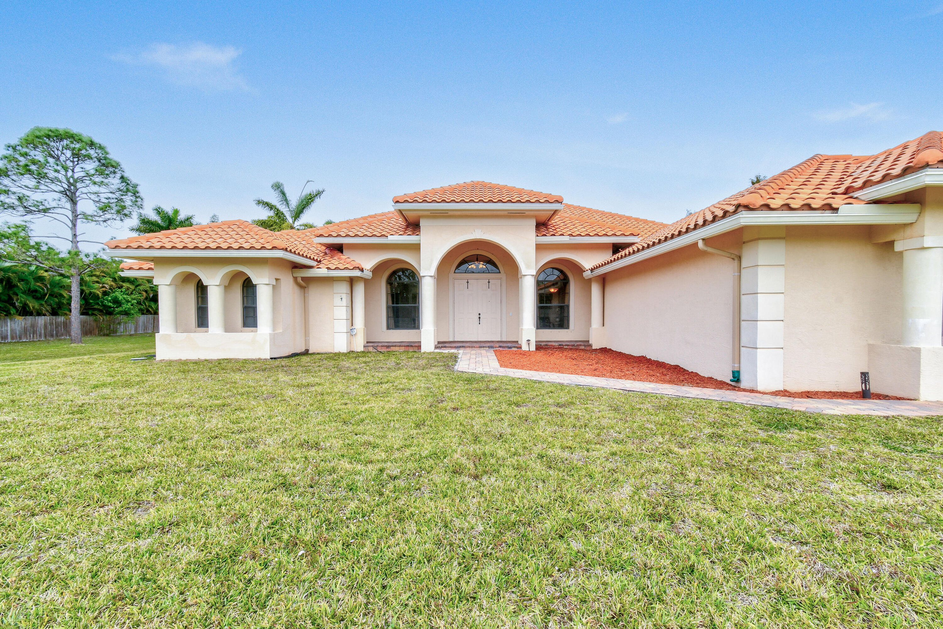 Property for Sale at 14839 Hamlin Boulevard, The Acreage, Palm Beach County, Florida - Bedrooms: 5 
Bathrooms: 5  - $1,149,000