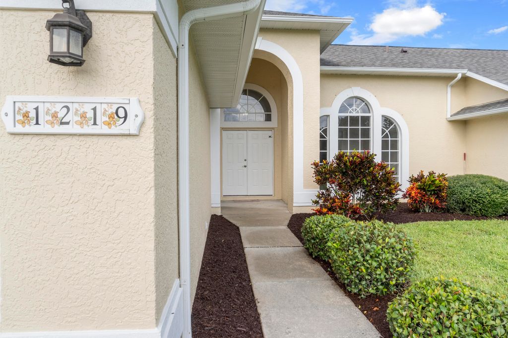 Photo of 1219 Bevan Drive, Sebastian, FL 32958 (MLS # RX-11128204)