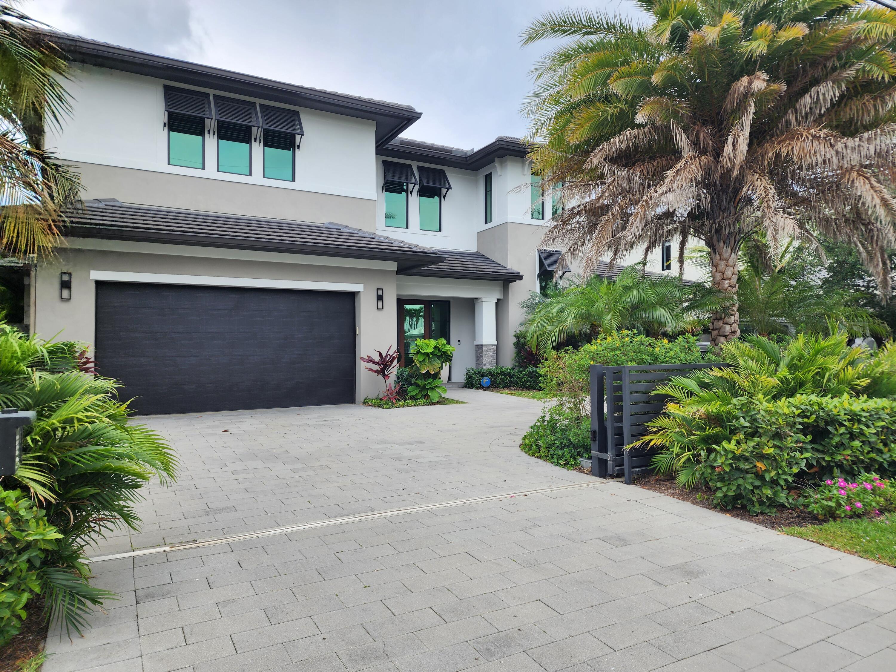 770 Enfield Street, Boca Raton, Palm Beach County, Florida - 5 Bedrooms  
4.5 Bathrooms - 