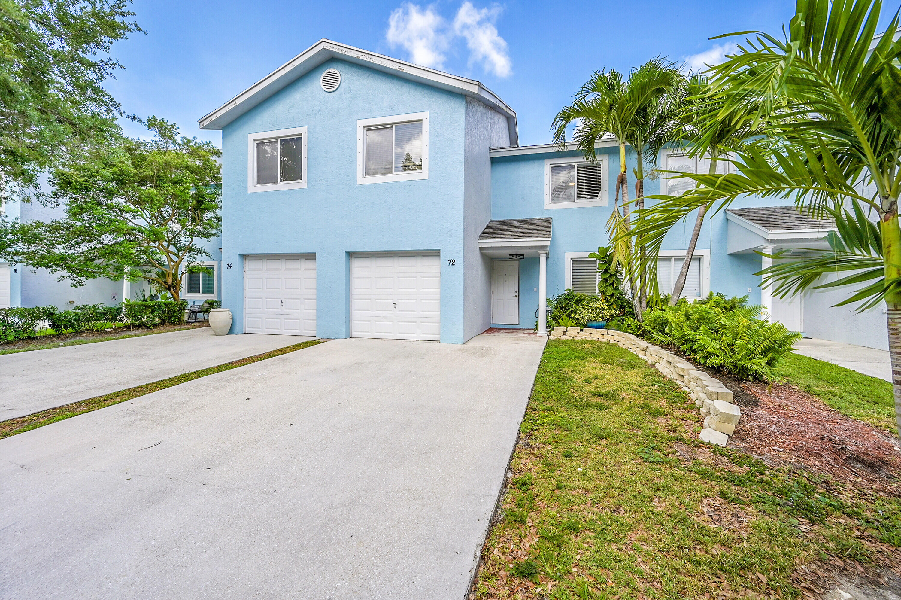 Property for Sale at 72 Fairways Lane, Royal Palm Beach, Palm Beach County, Florida - Bedrooms: 4 
Bathrooms: 3  - $455,000