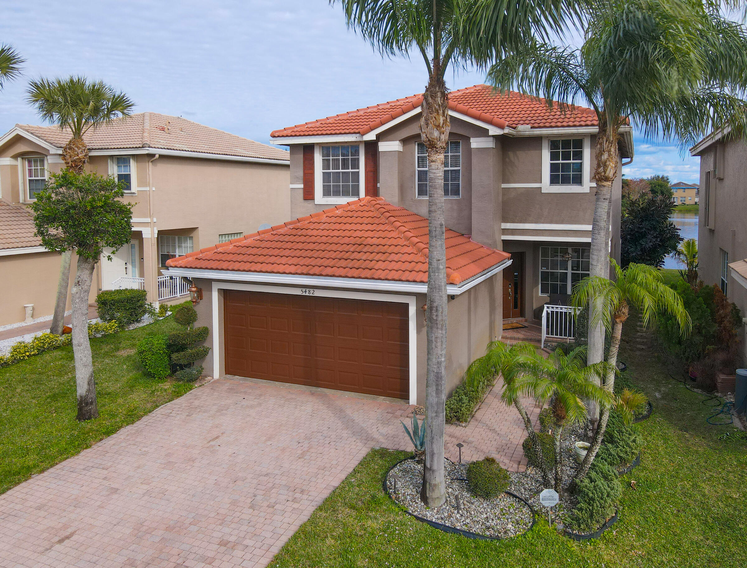5482 Queenship Court, Greenacres, Palm Beach County, Florida - 4 Bedrooms  
2.5 Bathrooms - 