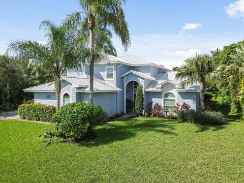 Photo of 8397 SE Woodcrest Place, Hobe Sound, FL 33455 (MLS # RX-11077413)