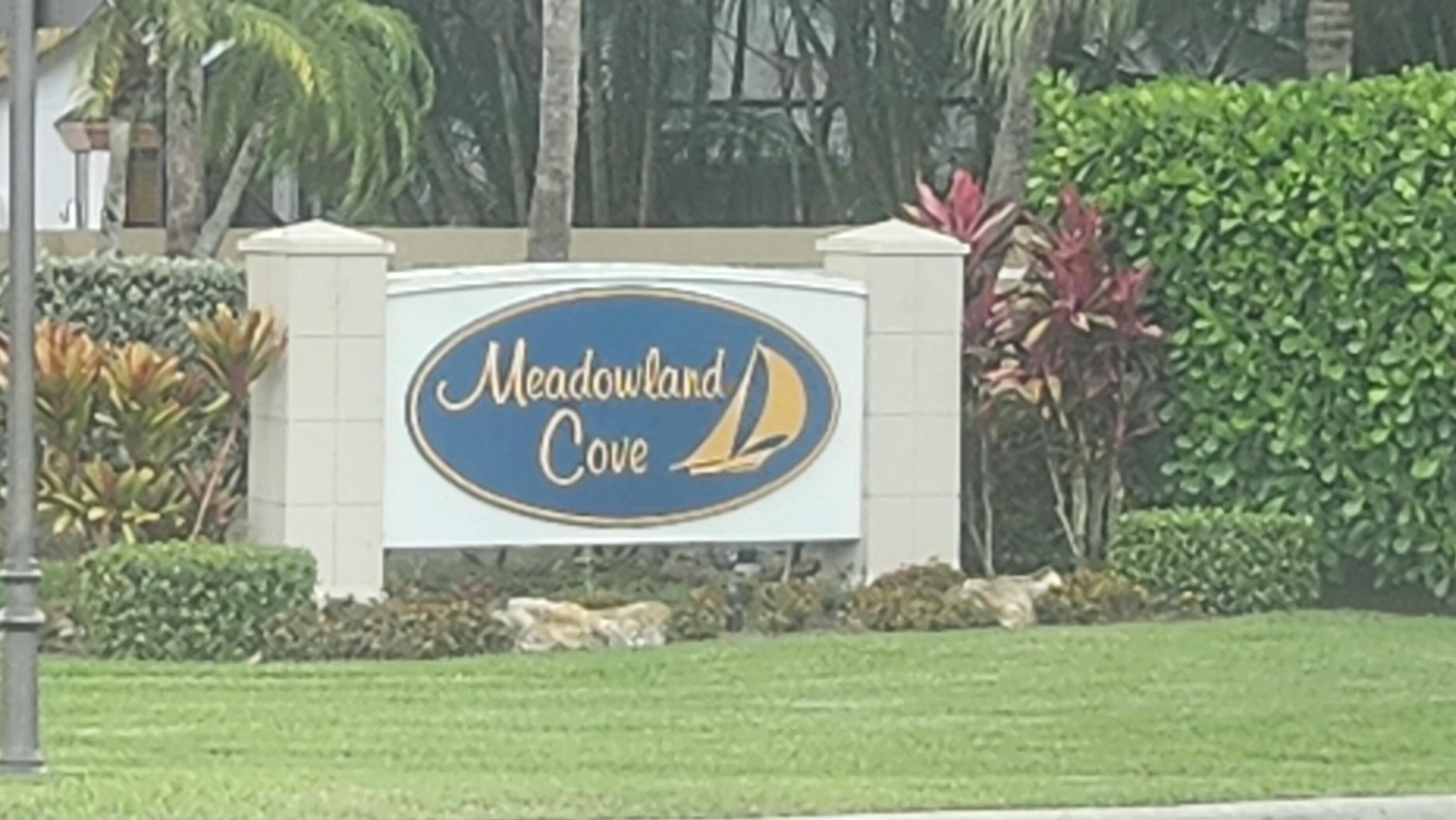 13053 Meadowbreeze Drive, Wellington, Palm Beach County, Florida - 3 Bedrooms  
2 Bathrooms - 