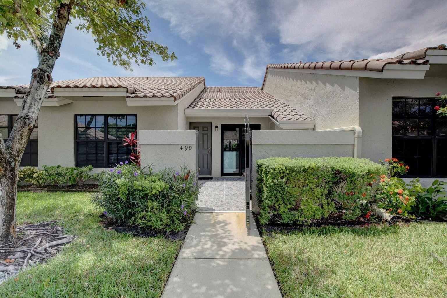 490 Hardwood Place, Boca Raton, Palm Beach County, Florida - 2 Bedrooms  
2 Bathrooms - 
