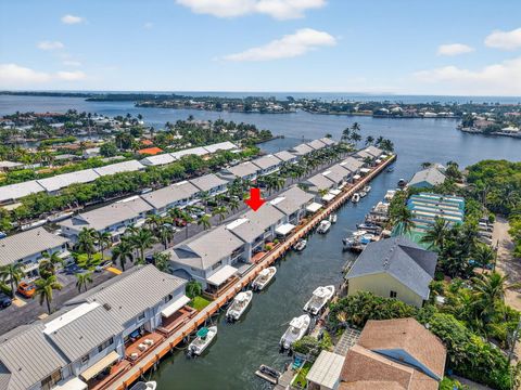 Photo of 718 NE 12th Terrace #4, Boynton Beach, FL 33435 (MLS # RX-11118685)