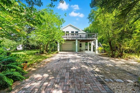 Photo of 1398 SW Palm City Road, Stuart, FL 34994 (MLS # RX-11126285)