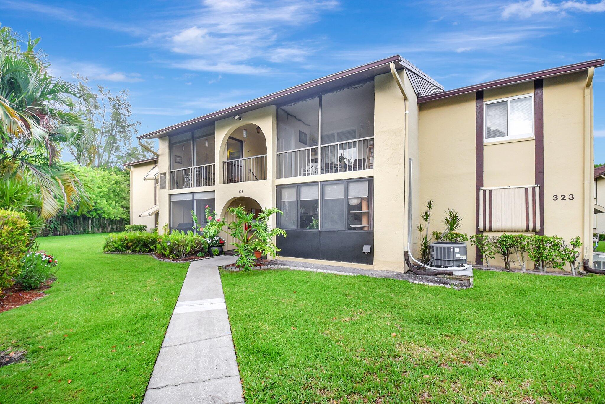 Property for Sale at 323 Pine Ridge Circle A-1, Greenacres, Palm Beach County, Florida - Bedrooms: 2 
Bathrooms: 1.5  - $169,900