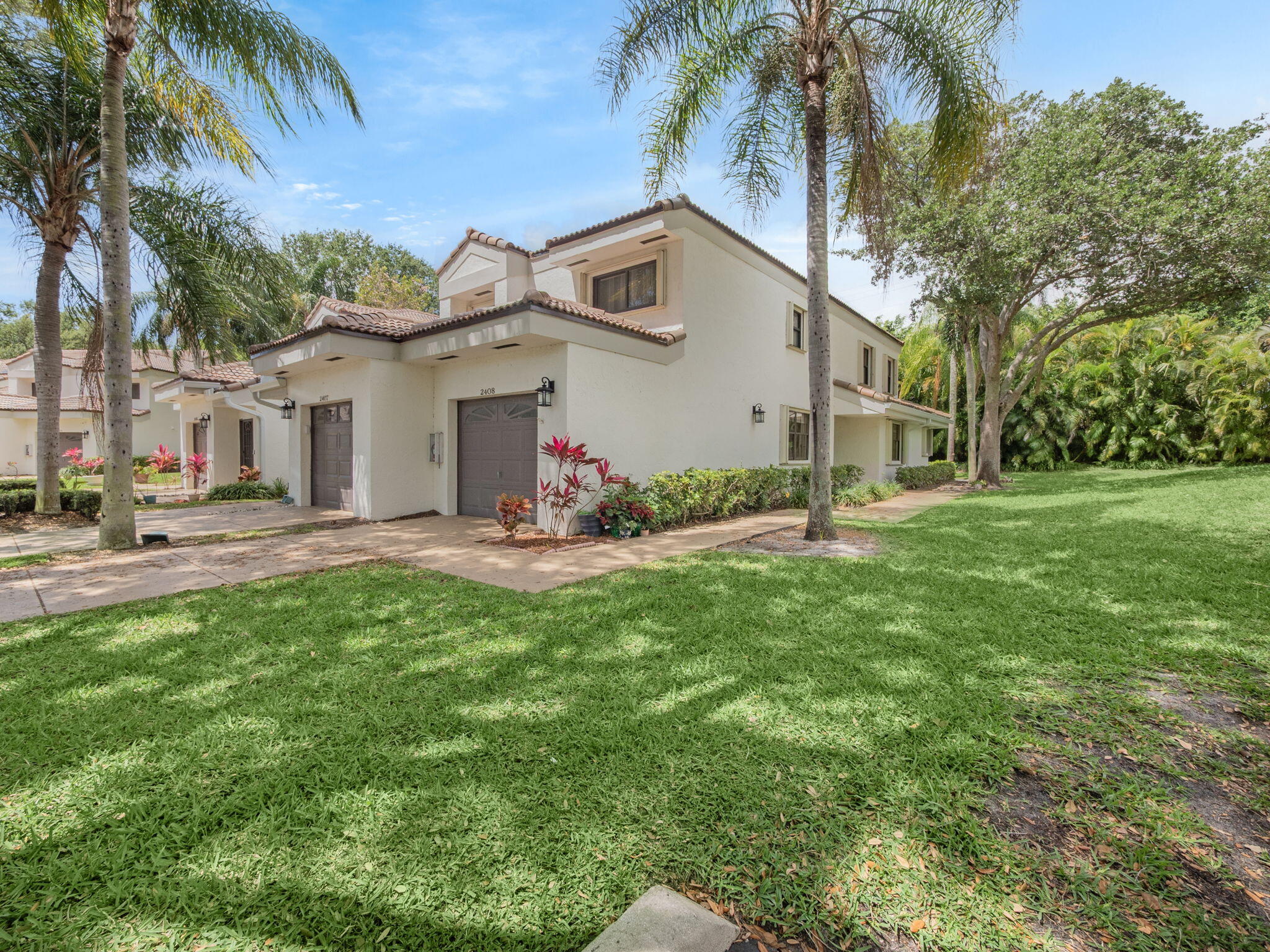 Property for Sale at 2408 Aspen Way 2408, Boynton Beach, Palm Beach County, Florida - Bedrooms: 3 
Bathrooms: 2  - $389,000
