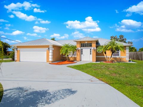 Photo of 1614 SE Durango Street, Port Saint Lucie, FL 34952 (MLS # RX-11129287)