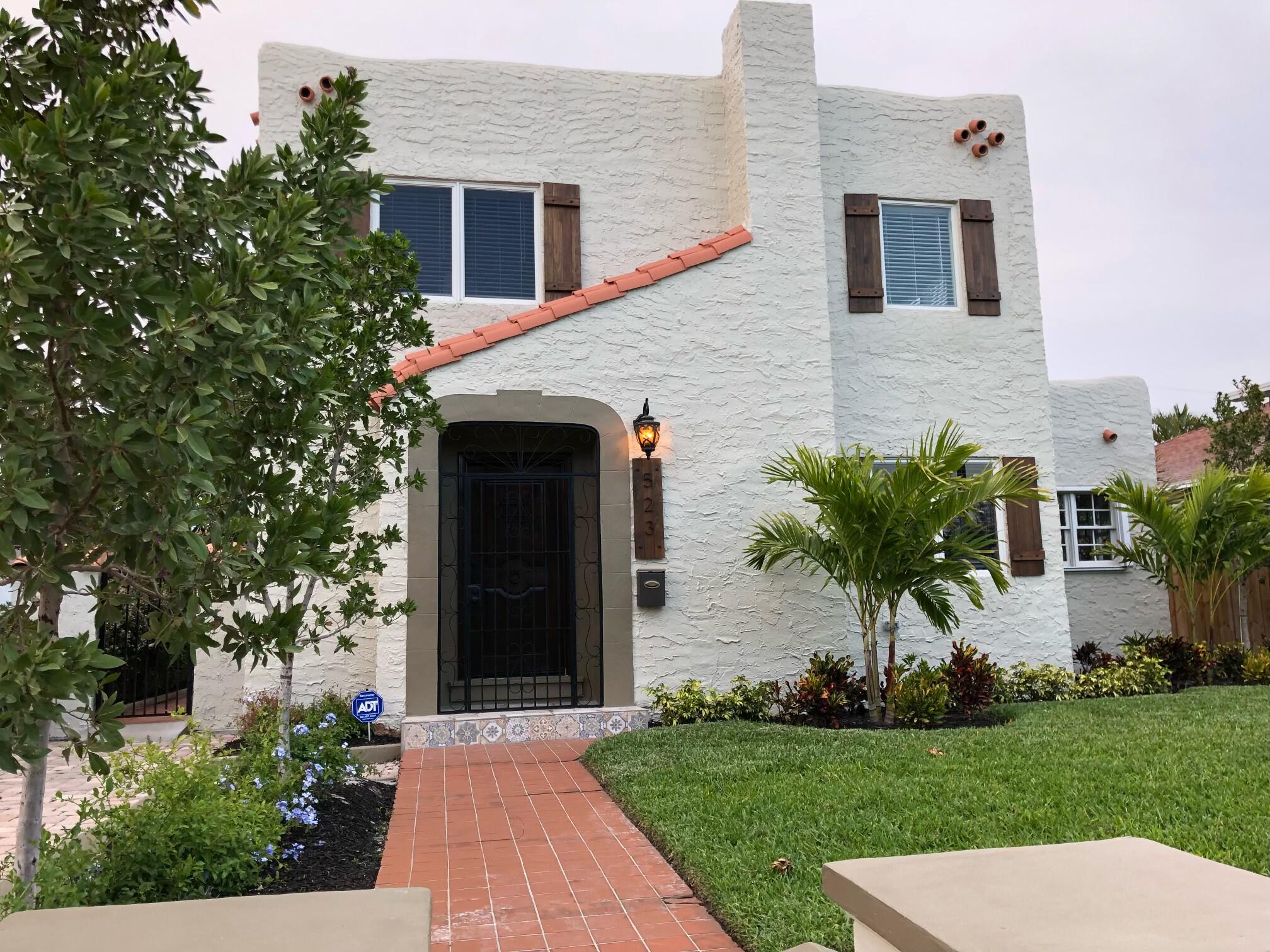 Property for Sale at 523 28th Street, West Palm Beach, Palm Beach County, Florida - Bedrooms: 6 
Bathrooms: 5  - $1,290,000