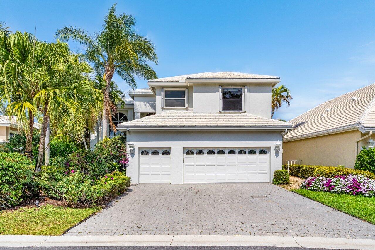 17056 Huntington Park Way, Boca Raton, Palm Beach County, Florida - 4 Bedrooms  
5.5 Bathrooms - 