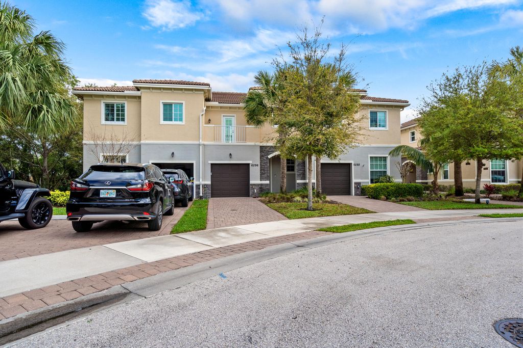 Photo of 6296 SE Portofino Circle, Hobe Sound, FL 33455 (MLS # RX-11067194)