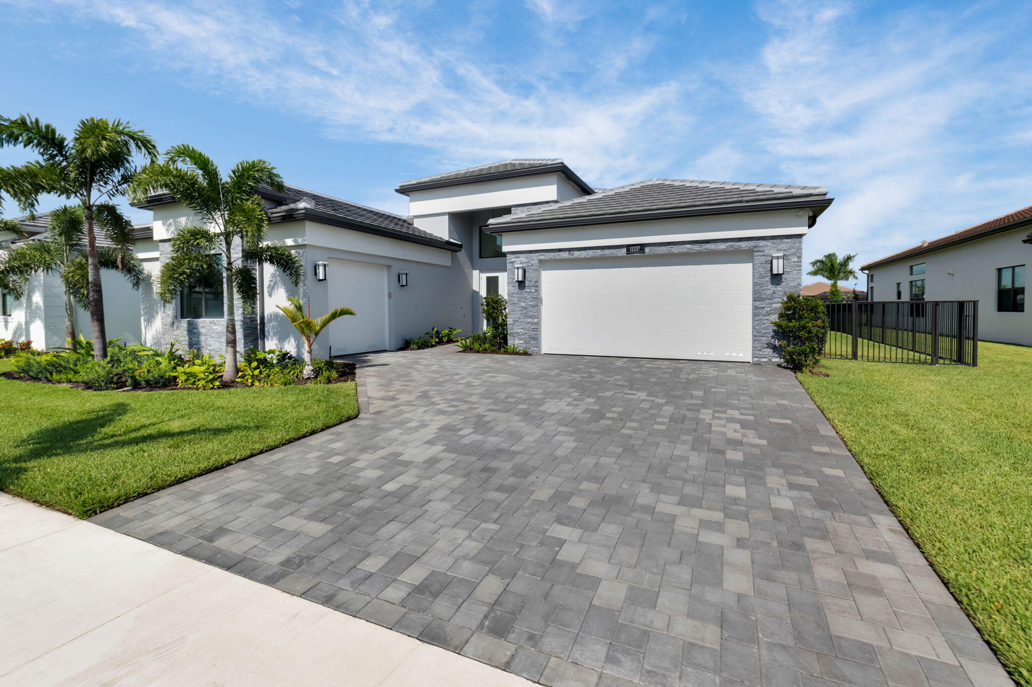 11337 Cherry Canyon Court, Boynton Beach, Palm Beach County, Florida - 3 Bedrooms  
4 Bathrooms - 