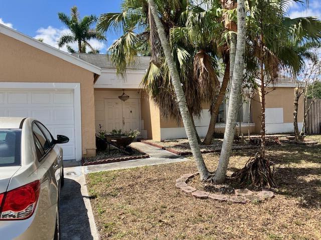 9918 Moss Pond Drive, Boca Raton, Palm Beach County, Florida - 3 Bedrooms  
2 Bathrooms - 