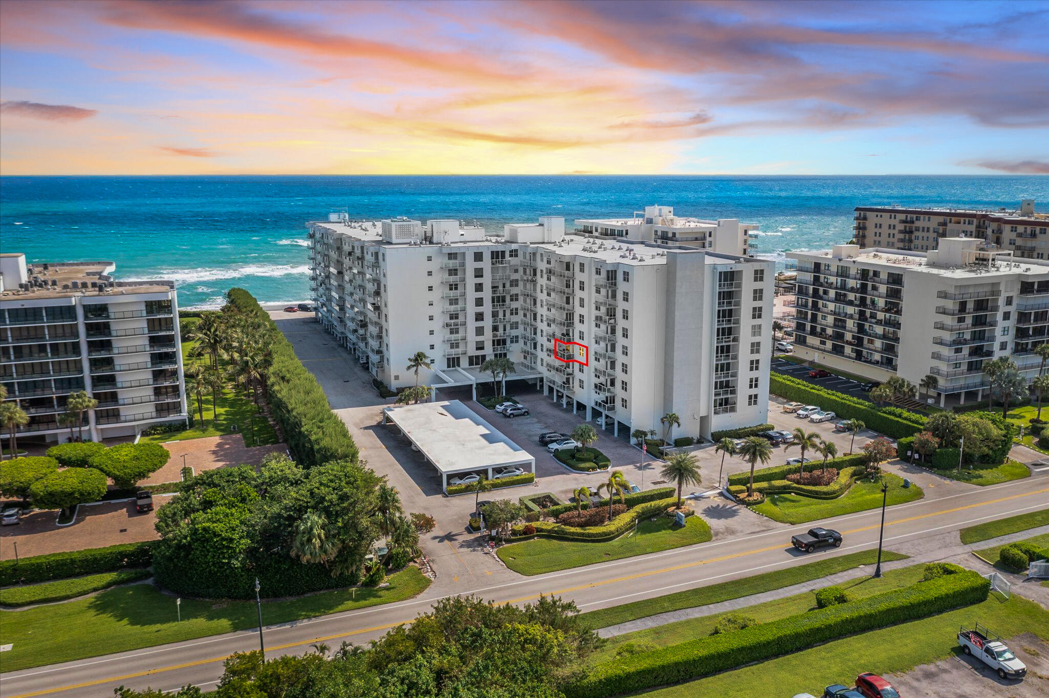 3450 S Ocean Boulevard 324, Palm Beach, Palm Beach County, Florida - 1 Bedrooms  
1.5 Bathrooms - 