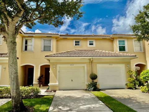 Photo of 1515 Buckingham Avenue, Wellington, FL 33414 (MLS # RX-11127578)