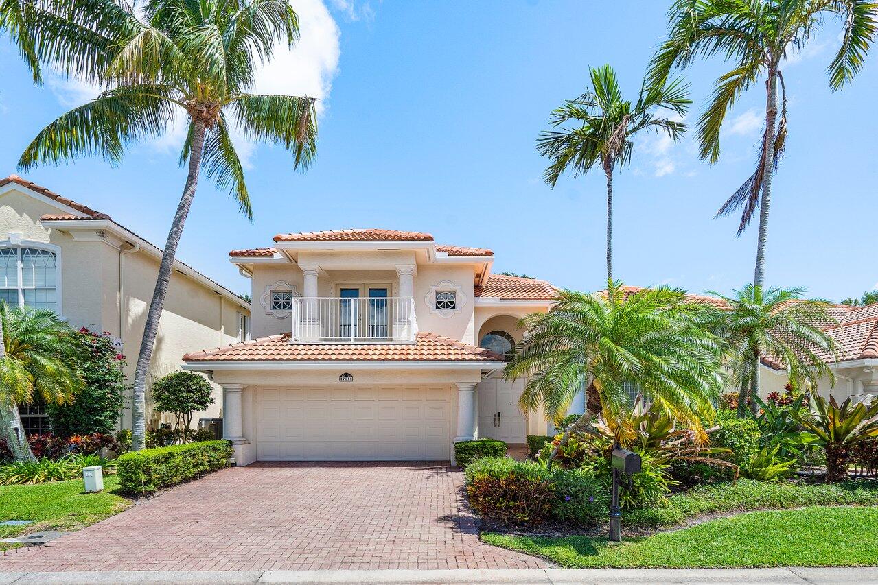 Property for Sale at 703 Voyager Lane, North Palm Beach, Miami-Dade County, Florida - Bedrooms: 4 
Bathrooms: 3.5  - $1,850,000
