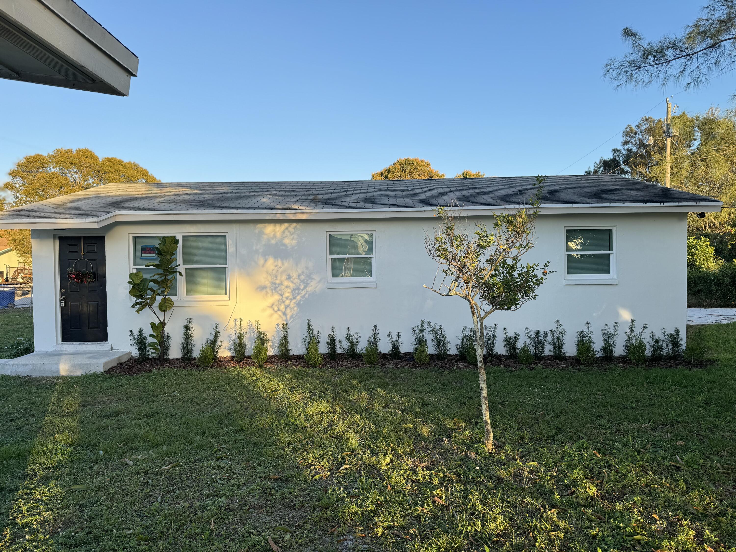 1341 W 32nd Street, Riviera Beach, Palm Beach County, Florida - 3 Bedrooms  
1 Bathrooms - 