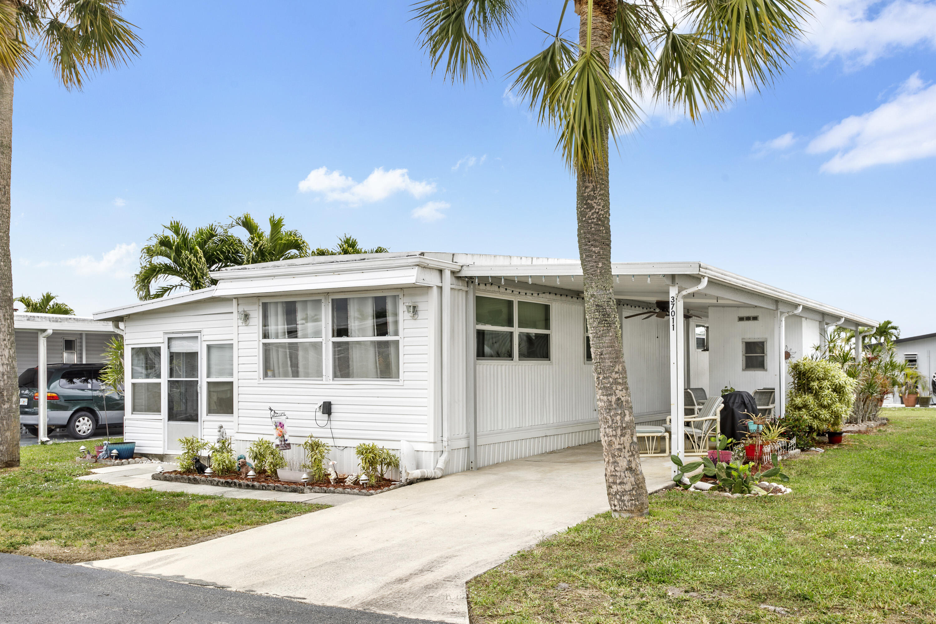 37011 Exuma Bay, Boynton Beach, Palm Beach County, Florida - 2 Bedrooms  
1 Bathrooms - 