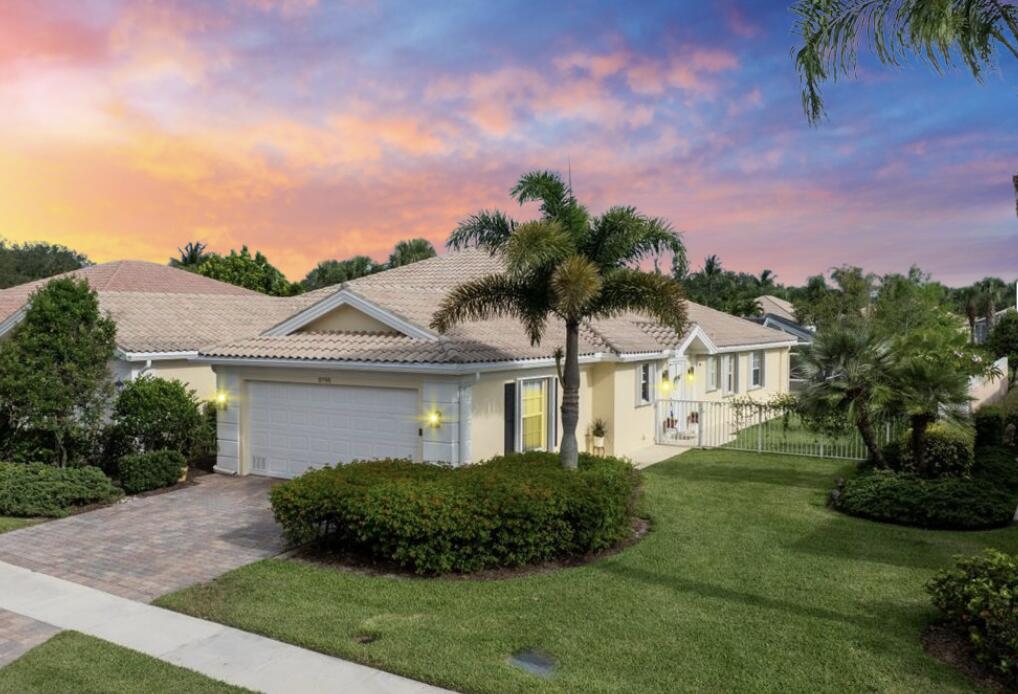 Property for Sale at 8196 Quito Place, Wellington, Palm Beach County, Florida - Bedrooms: 2 
Bathrooms: 2  - $500,000