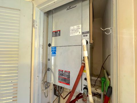 Tiny photo for 5300 Washington Street #I105, Hollywood, FL 33021 (MLS # RX-11117276)