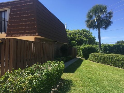 Photo of 3900 County Line Rd 7a Road #7a, Jupiter, FL 33469 (MLS # RX-11113503)