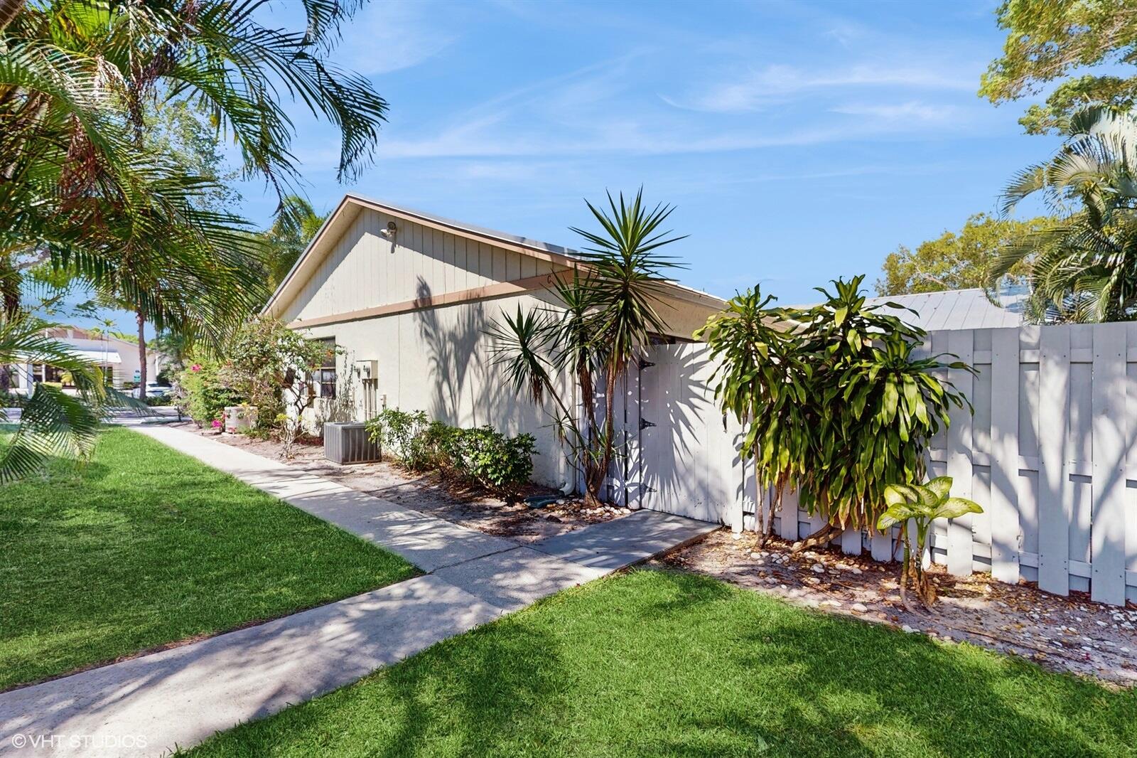Property for Sale at 8912 Thumbwood Circle C, Boynton Beach, Palm Beach County, Florida - Bedrooms: 2 
Bathrooms: 2  - $355,000
