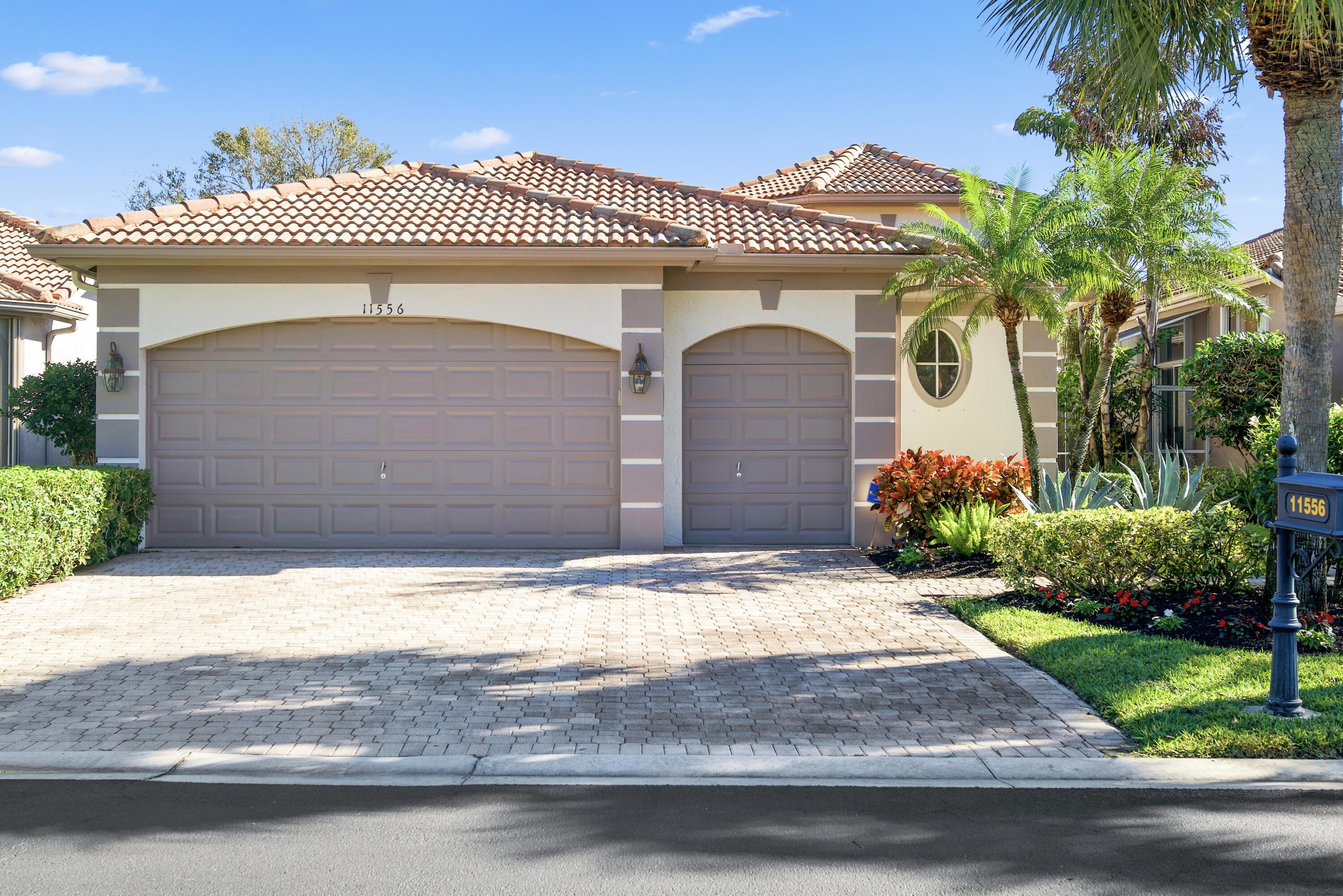 11556 Green Golf Lane, Boynton Beach, Palm Beach County, Florida - 3 Bedrooms  
2.5 Bathrooms - 