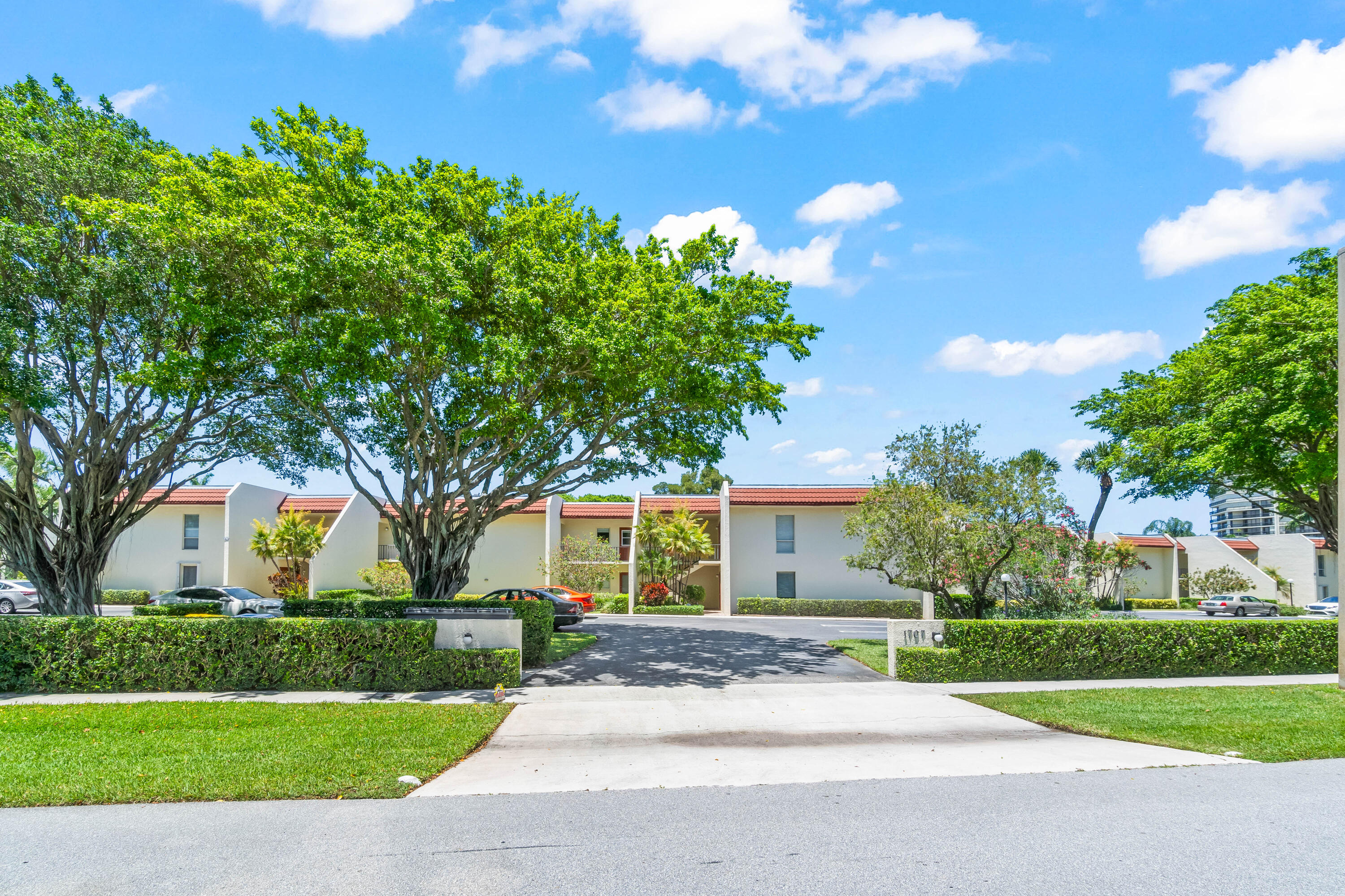 1707 Consulate Place 103, West Palm Beach, Palm Beach County, Florida - 3 Bedrooms  
2 Bathrooms - 