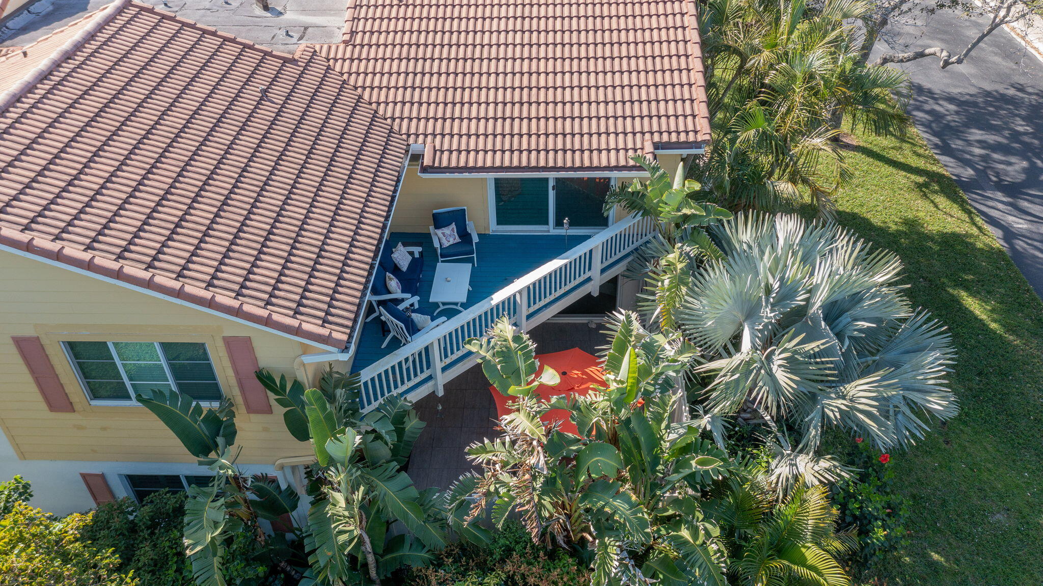 Property for Sale at 130 Seabreeze Circle 130, Jupiter, Palm Beach County, Florida - Bedrooms: 2 
Bathrooms: 2.5  - $699,000