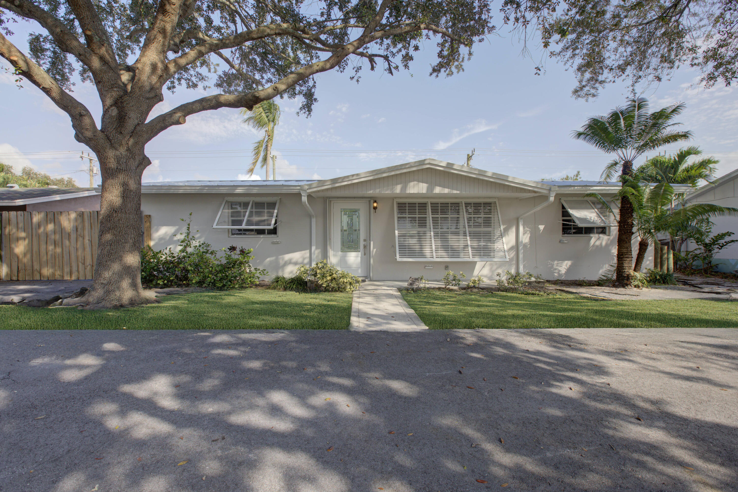 4359 Empress Street, Palm Beach Gardens, Palm Beach County, Florida - 3 Bedrooms  
2 Bathrooms - 