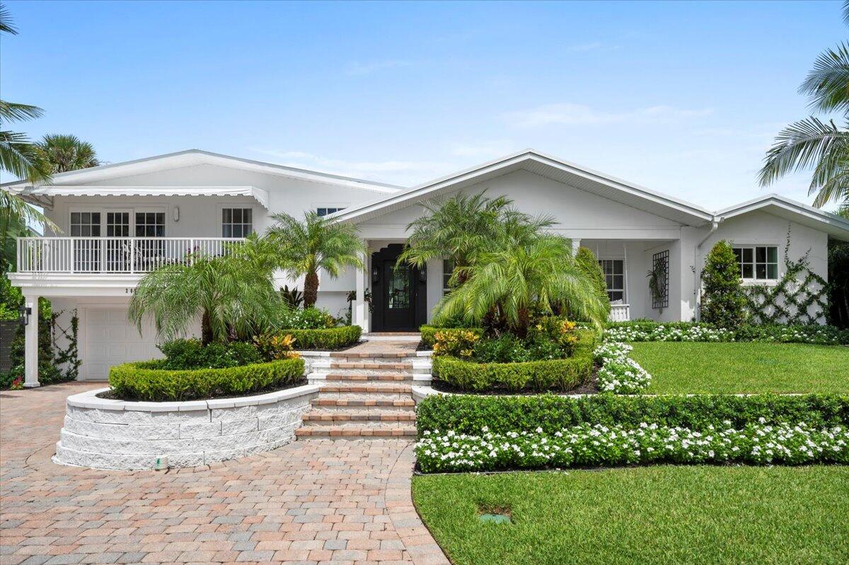 Property for Sale at 209 Treasure Place, Jupiter Inlet Colony, Palm Beach County, Florida - Bedrooms: 4 
Bathrooms: 4  - $6,975,000