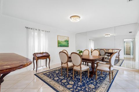 Tiny photo for 3650 N 36th Avenue #70, Hollywood, FL 33021 (MLS # RX-11124223)