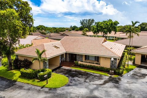 Tiny photo for 3650 N 36th Avenue #70, Hollywood, FL 33021 (MLS # RX-11124223)