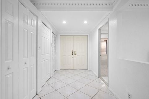 Tiny photo for 3650 N 36th Avenue #70, Hollywood, FL 33021 (MLS # RX-11124223)