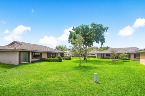 Tiny photo for 3650 N 36th Avenue #70, Hollywood, FL 33021 (MLS # RX-11124223)