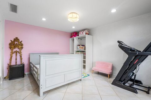 Tiny photo for 3650 N 36th Avenue #70, Hollywood, FL 33021 (MLS # RX-11124223)