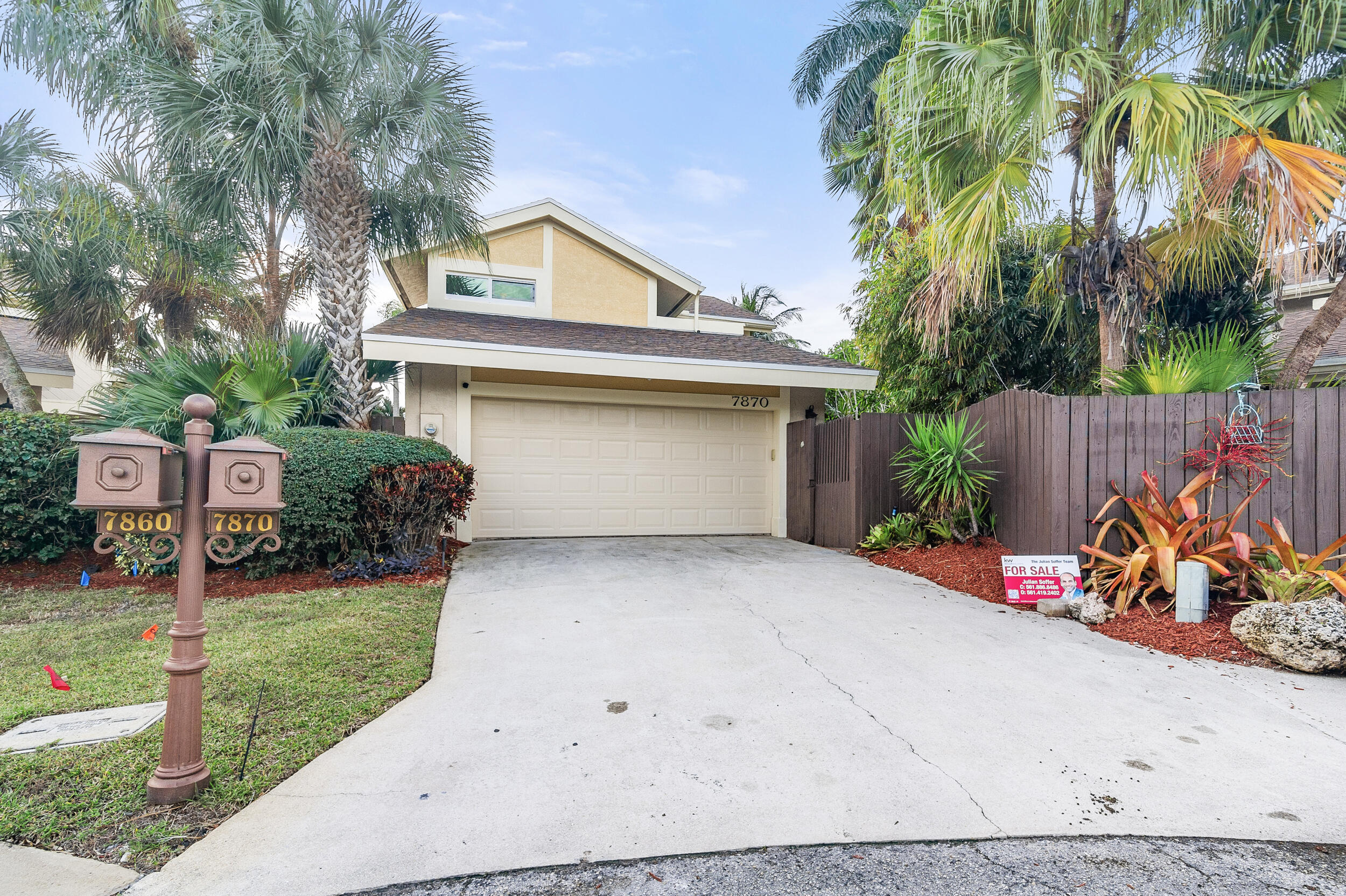 7870 Stanway Place, Boca Raton, Palm Beach County, Florida - 3 Bedrooms  
2.5 Bathrooms - 