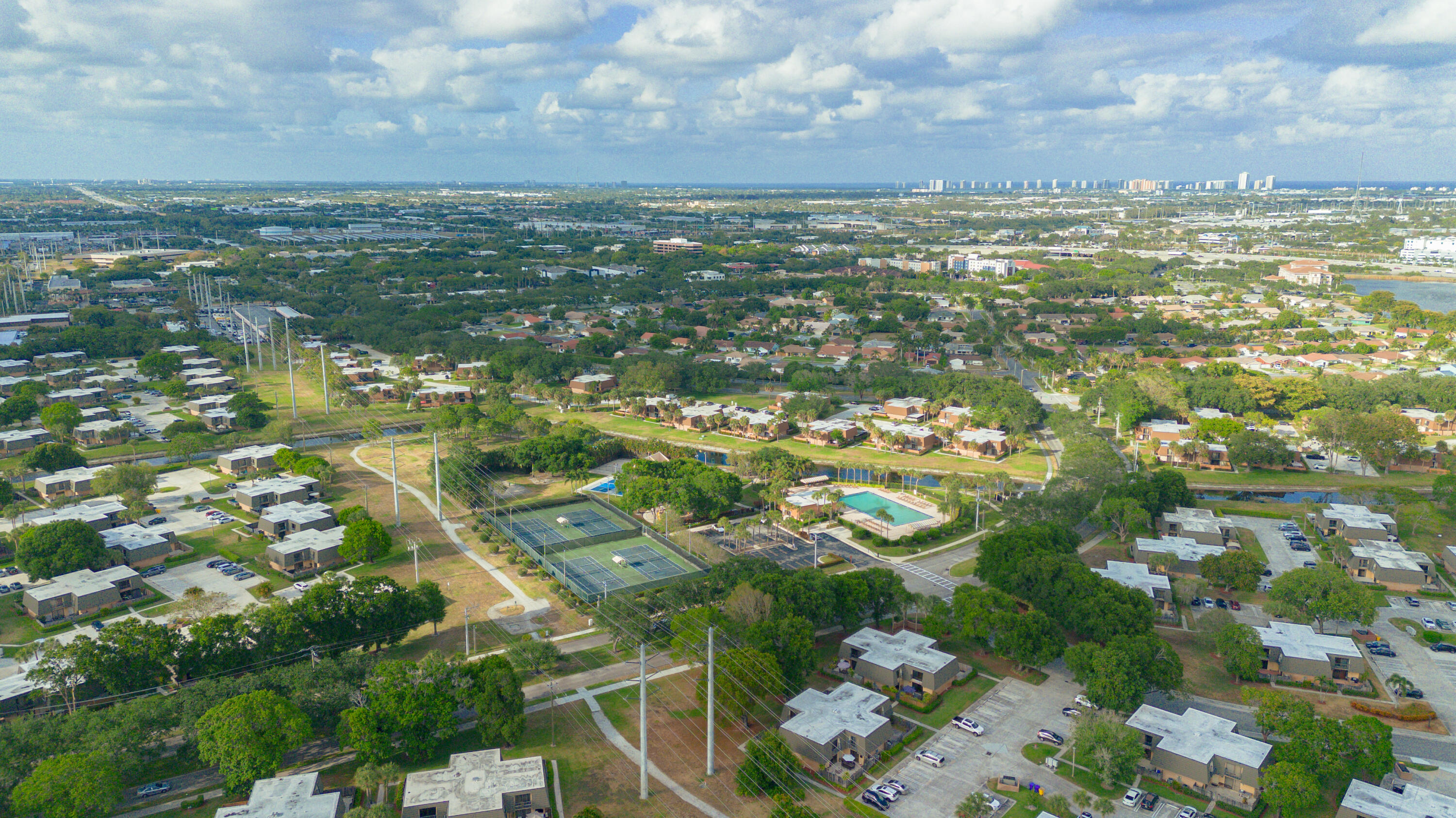 Property for Sale at 6006 60th Way, West Palm Beach, Palm Beach County, Florida - Bedrooms: 2 
Bathrooms: 2.5  - $265,000