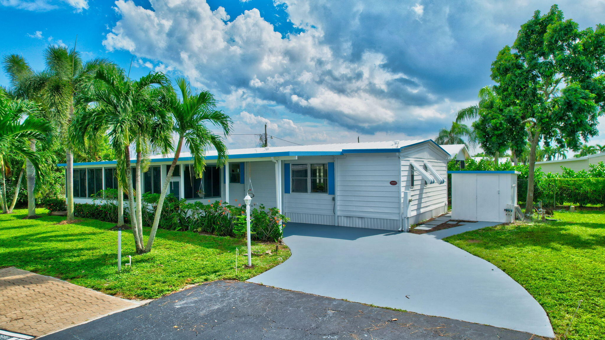 18005 Huapi Bay, Boynton Beach, Palm Beach County, Florida - 3 Bedrooms  
2 Bathrooms - 