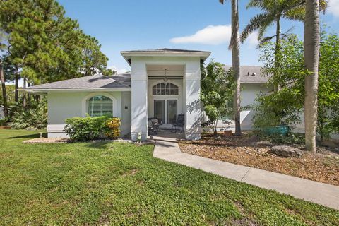 Photo of 13033 Randolph Siding Road N, Jupiter, FL 33478 (MLS # RX-11125626)