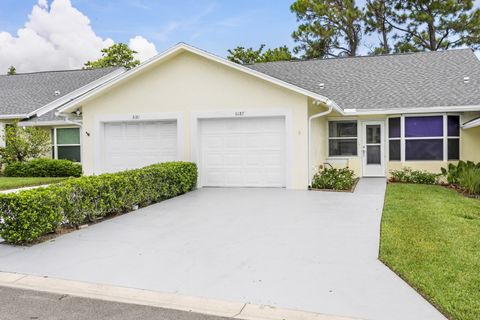 Photo of 8187 SE Fox Hill Place, Hobe Sound, FL 33455 (MLS # RX-11107039)