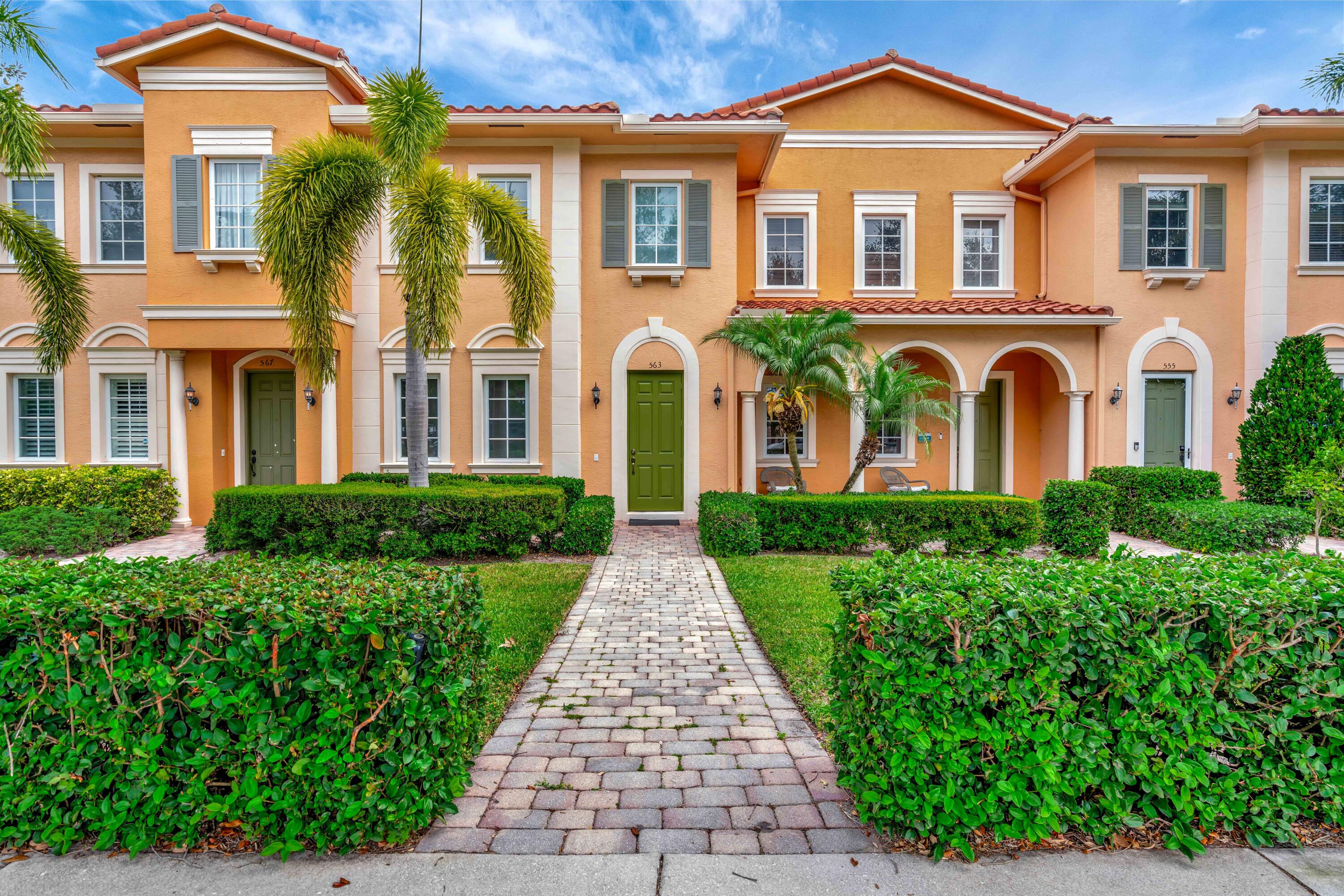 Property for Sale at 563 Dakota Drive, Jupiter, Palm Beach County, Florida - Bedrooms: 3 
Bathrooms: 2.5  - $590,000