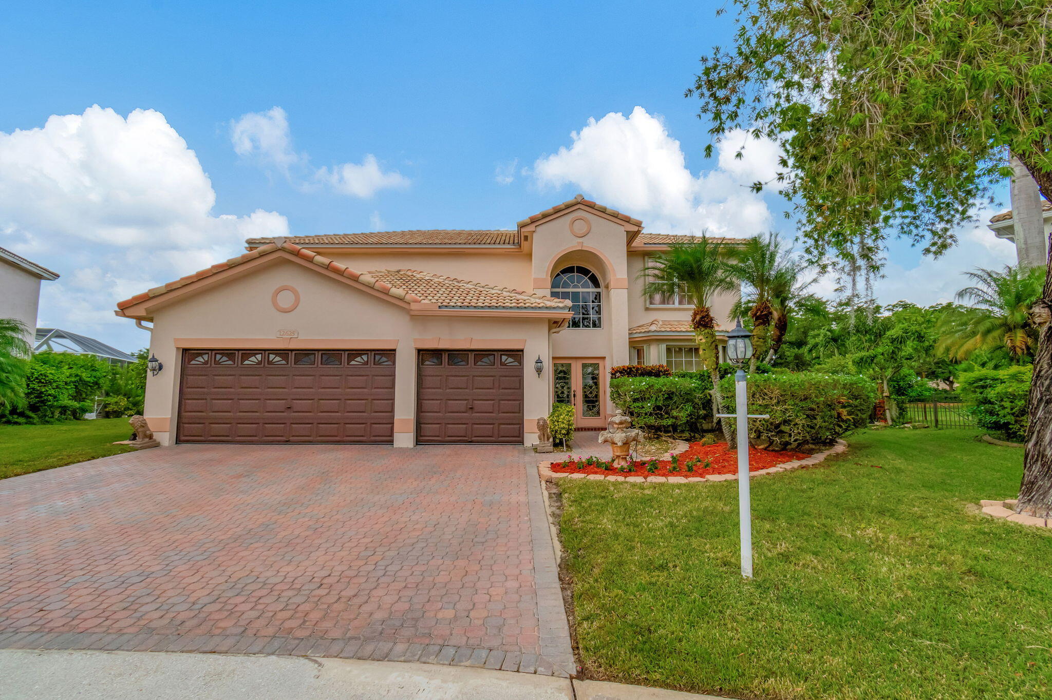 12625 Lady Fern Circle, Boca Raton, Palm Beach County, Florida - 4 Bedrooms  
2.5 Bathrooms - 