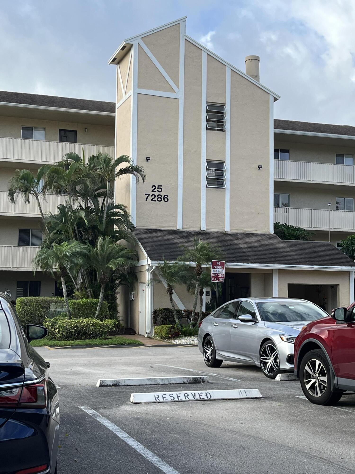 7286 Huntington Lane 103, Delray Beach, Palm Beach County, Florida - 2 Bedrooms  
2 Bathrooms - 